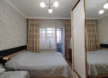 Əhmədli metrosuna 7-8 dəqiqəlik məsafədə, Məzahir Rüstəmov