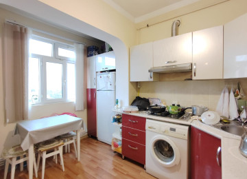 Əhmədli metrosuna 7-8 dəqiqəlik məsafədə, Məzahir Rüstəmov