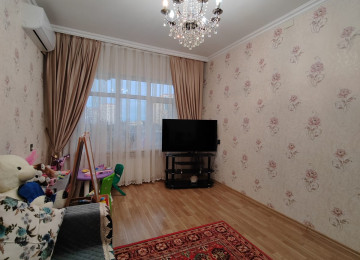 Əhmədli metrosuna 7-8 dəqiqəlik məsafədə, Məzahir Rüstəmov