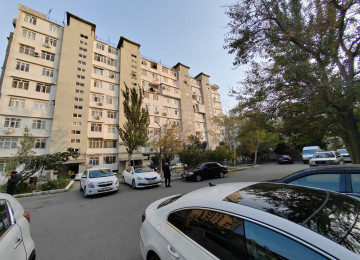 Xətai rayonu 8 Noyabr prospekti ( Nobel pr-ti ) Nargilə