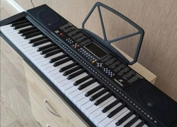 🎹🎶🎼Elektron Sintezator satıram 10 gündü almışam,