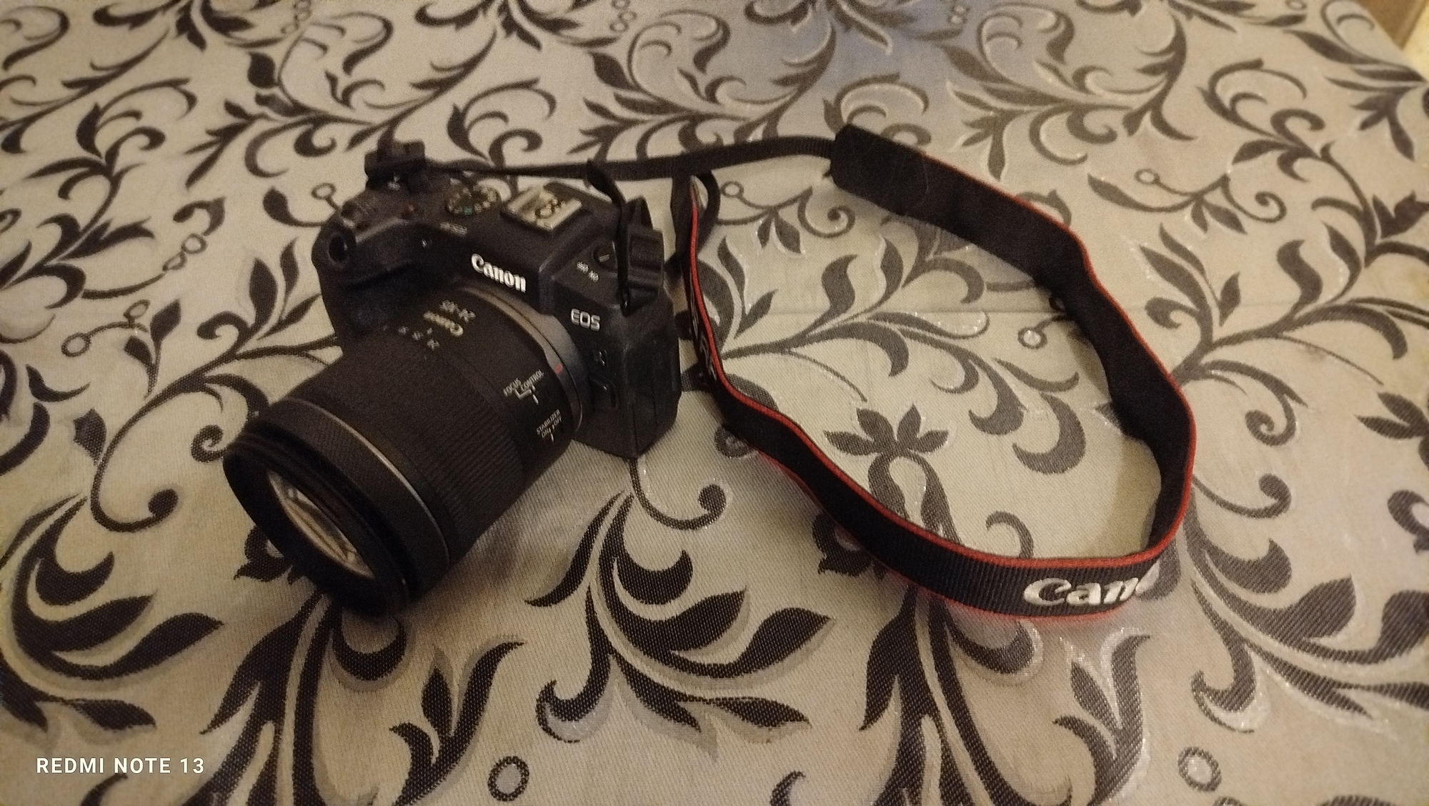 Salam dostlar Canon RP fotoaparati satılır ancaq ad