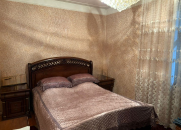 Bakıxanov qəs. ASAN xidmətin yani 271 nli məktəbin yanında