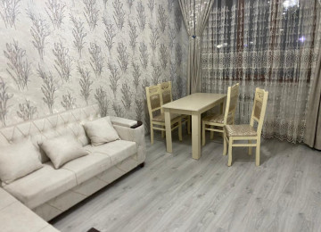 145.000 Azn....Nizami rayonu Qara Qarayev metrosuna 7-8