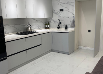 Masazirda Duz Golu menzereli 105 k.v sahesi olan 3 otaqli