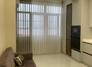 Masazirda Duz Golu menzereli 105 k.v sahesi olan 3 otaqli