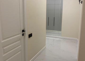 Masazirda Duz Golu menzereli 105 k.v sahesi olan 3 otaqli