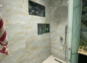 Masazirda Duz Golu menzereli 105 k.v sahesi olan 3 otaqli