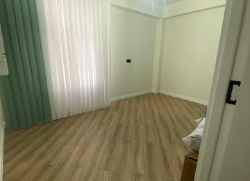 Masazirda Duz Golu menzereli 105 k.v sahesi olan 3 otaqli