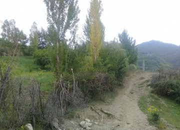 Lahıcda (İsmayıllı r-nu)çox gözəl mənzərəli və ekoloji