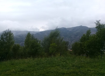 Lahıcda (İsmayıllı r-nu)çox gözəl mənzərəli və ekoloji