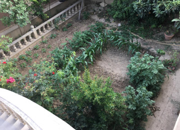 Mehdiabad qəsəbəsində, Pirşağı yolunun yaxınlığında