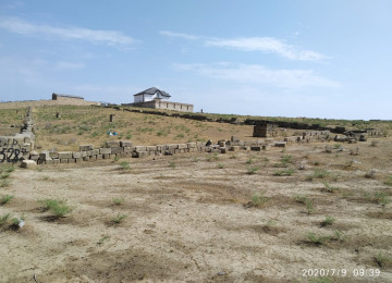 Təklifi Masazır və Saray qəsəbələrinin arasında, "Duz gölü"