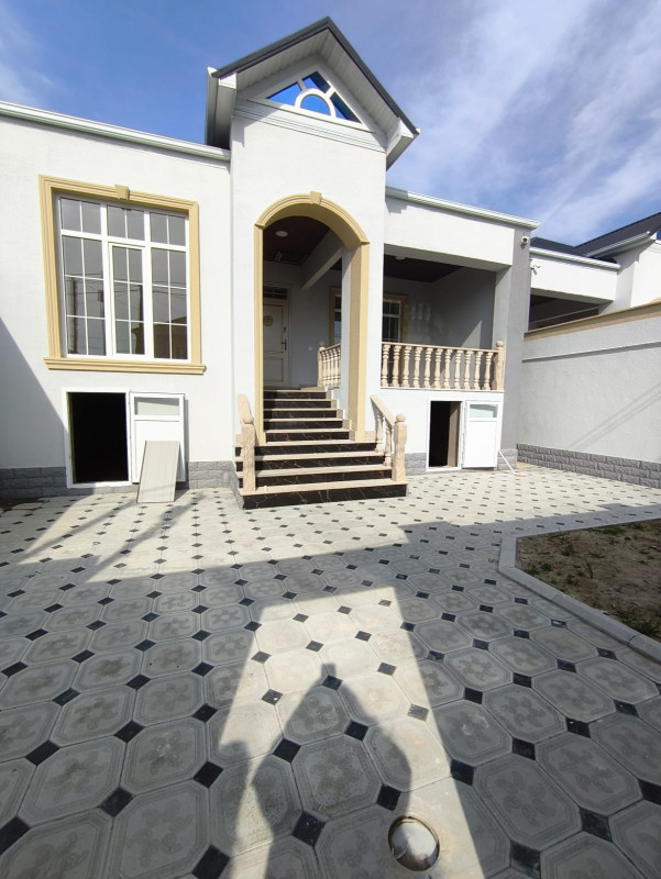 Abşeron rayonu. Məhəmmədi qəs, əsas yola 500 metr məsafədə