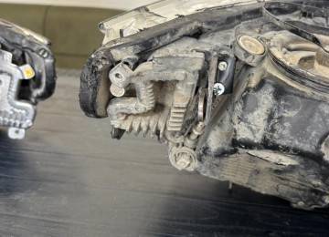 BMW F 30 üçün faralar bledlər bloklar yojiklər fara