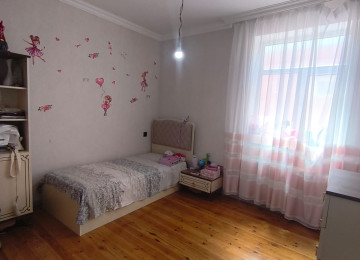 ƏŞYALİ SATİLİR. Sabunçu rayonu. Zabrat qəsəbəsində 118 A