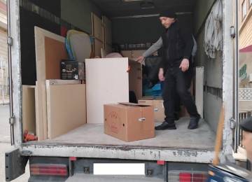 Yük daşıma. Yuk dasinma. Yuk dasima. Bag evlerinin