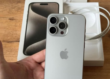 IPhone 15pro max satlir kredit deyil zavodur hec bir